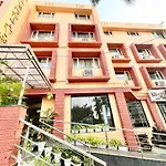 Hotel Rockbay ! Puri, Swimming Pool-Lift-And-Parking-Facility Near Sea Beach & Temple Breakfast Included