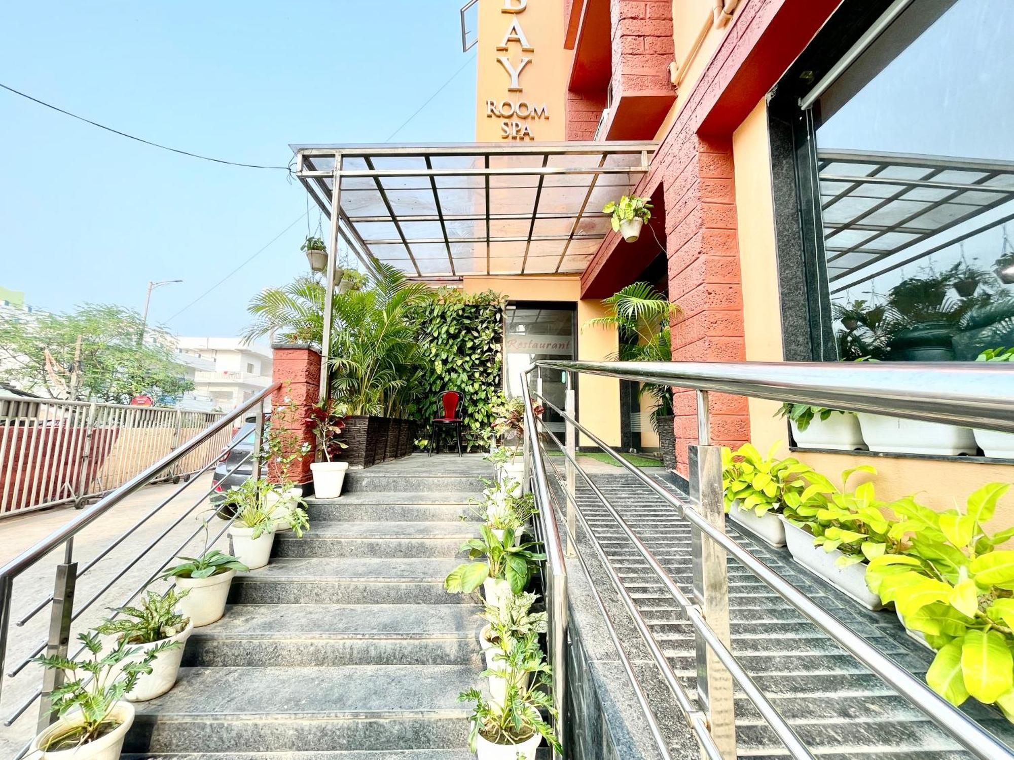 Rockbay ! Puri, Swimming Pool-lift-and-parking-facility Near Sea Beach & Temple Breakfast Included Hotel 4*