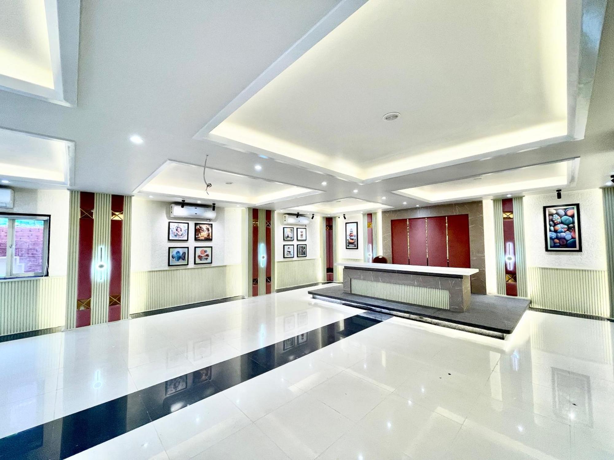 Rockbay ! Puri, Swimming Pool-lift-and-parking-facility Near Sea Beach & Temple Breakfast Included Hotel